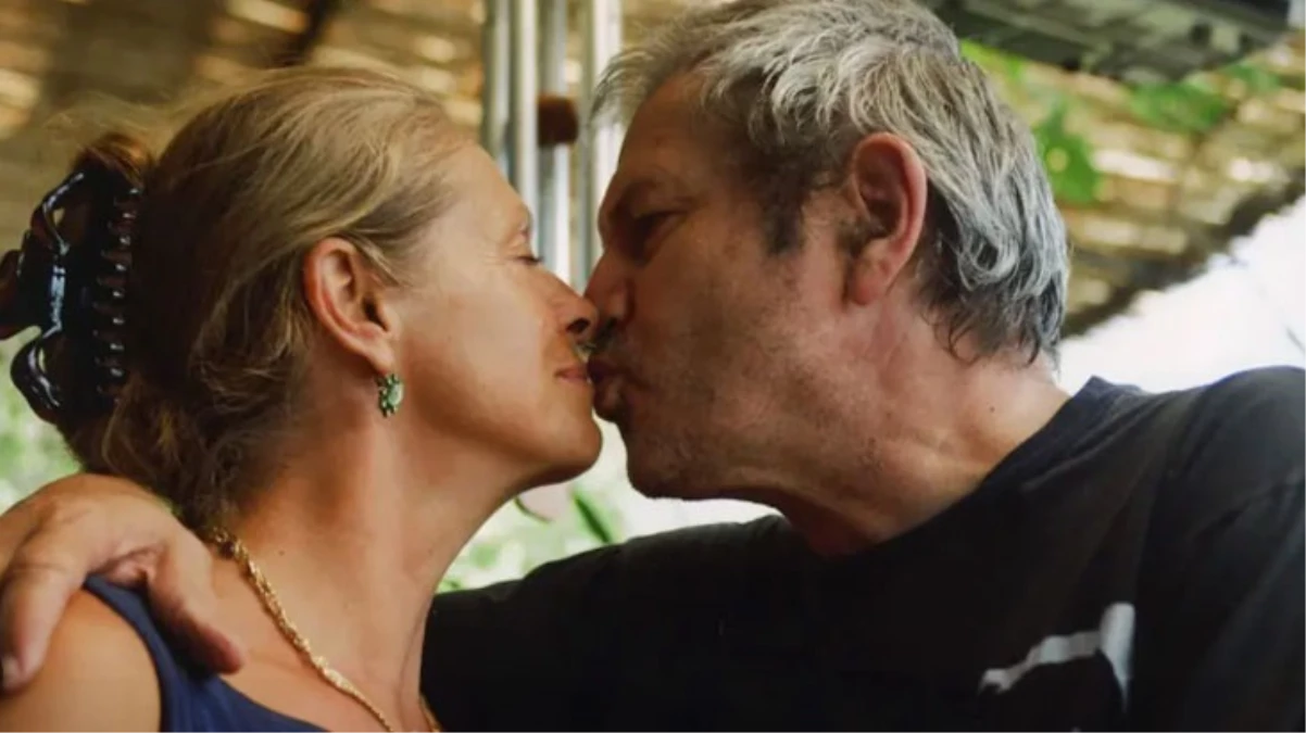 Ünlü sanatçı  eşinin ölümünden saatler sonra intihar etti